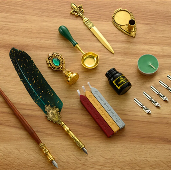 Premium Multifunctional Sprinkling Gold Vintage Feather Quill Dip Pen Writing Ink Set And Wax Seal Set Novelty Gift For Men